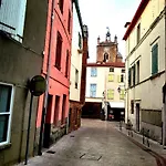 Apartment Magenta *